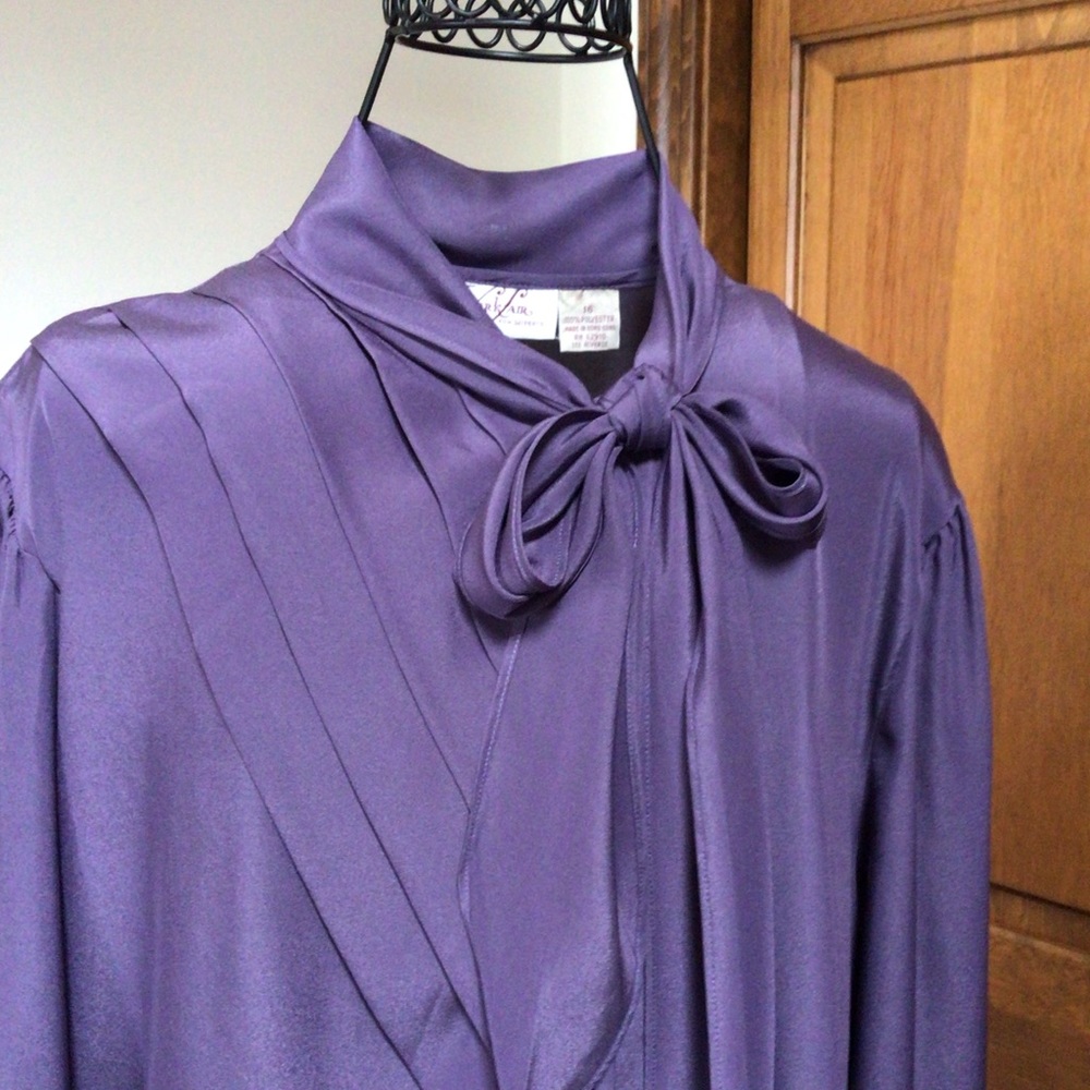 York Fair Vintage Tie Neck Shirt, 16